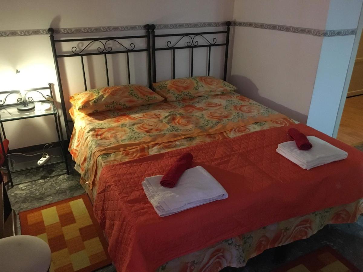 B&B Mistral Di Lizzio Salvatore Giarre Eksteriør bilde