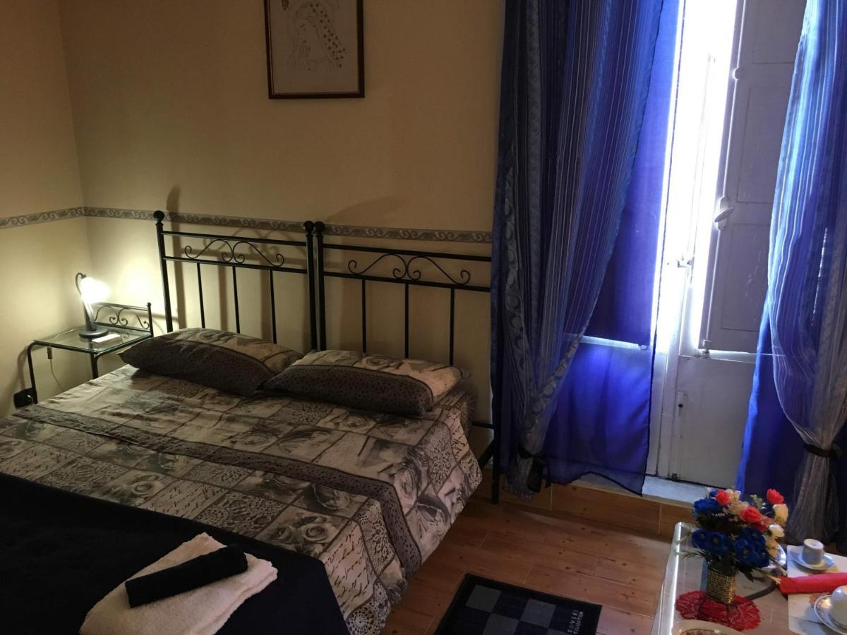 B&B Mistral Di Lizzio Salvatore Giarre Eksteriør bilde