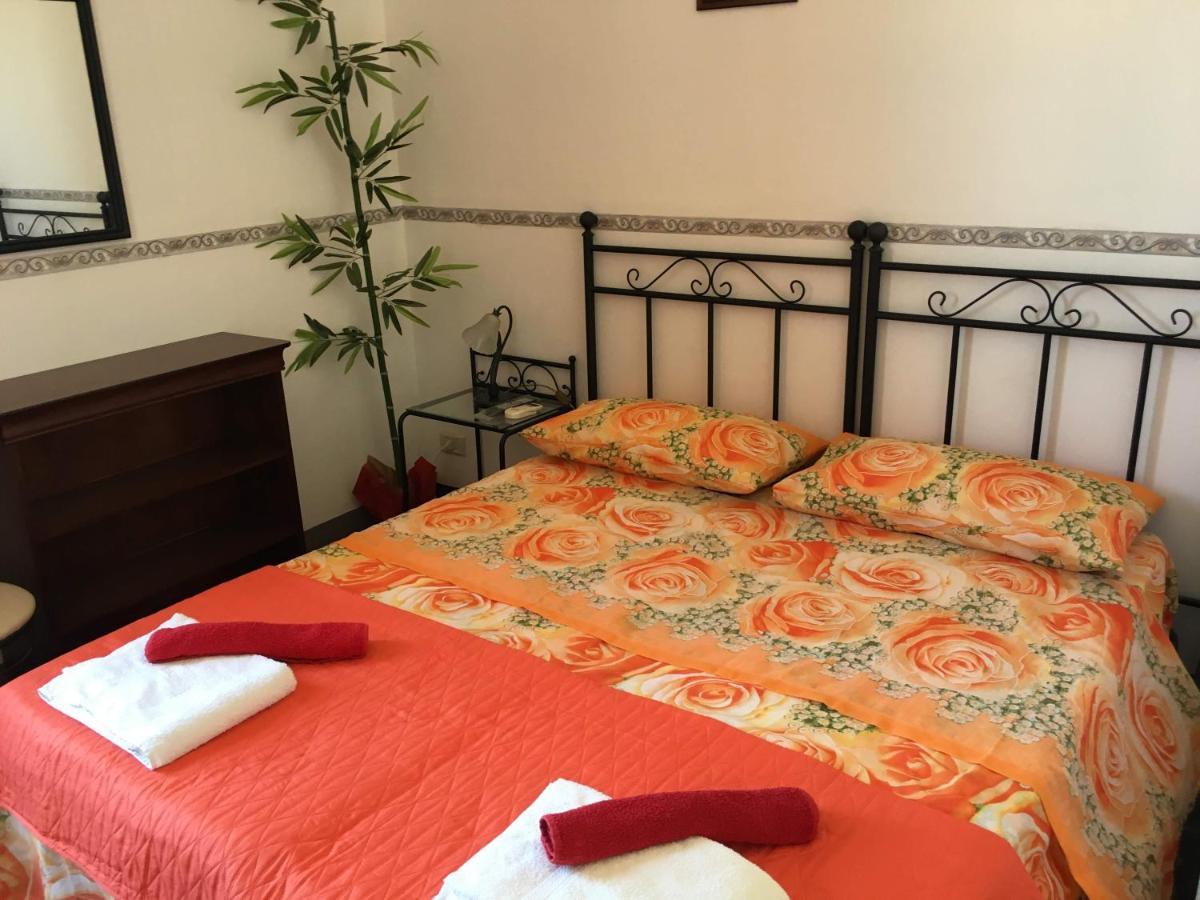 B&B Mistral Di Lizzio Salvatore Giarre Eksteriør bilde