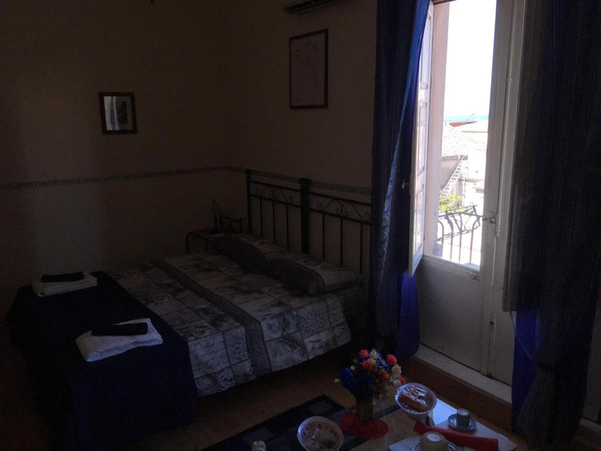 B&B Mistral Di Lizzio Salvatore Giarre Eksteriør bilde